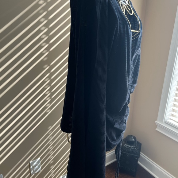 Andree by Unit Black Ruched Women's Top with Drawstring Ties at Bottom. New - Picture 7 of 9